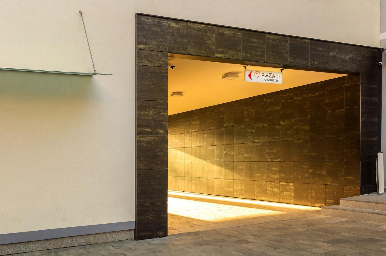 Plaza35 Aparthotel Sibiu Luaran gambar