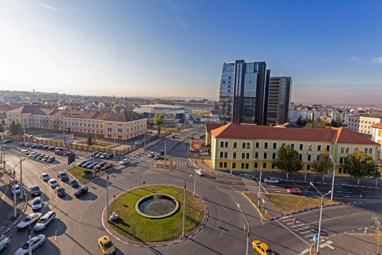 Plaza35 Aparthotel Sibiu Luaran gambar